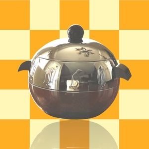 WEST BEND SILVER PENGUIN HOT/COLD SERVER-BAKELITE HANDLES AND TOP KNOB